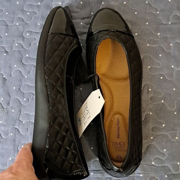 Time and Tru black memory foam quilted ballett flats size 9.5 NWT - Picture 2 of 5